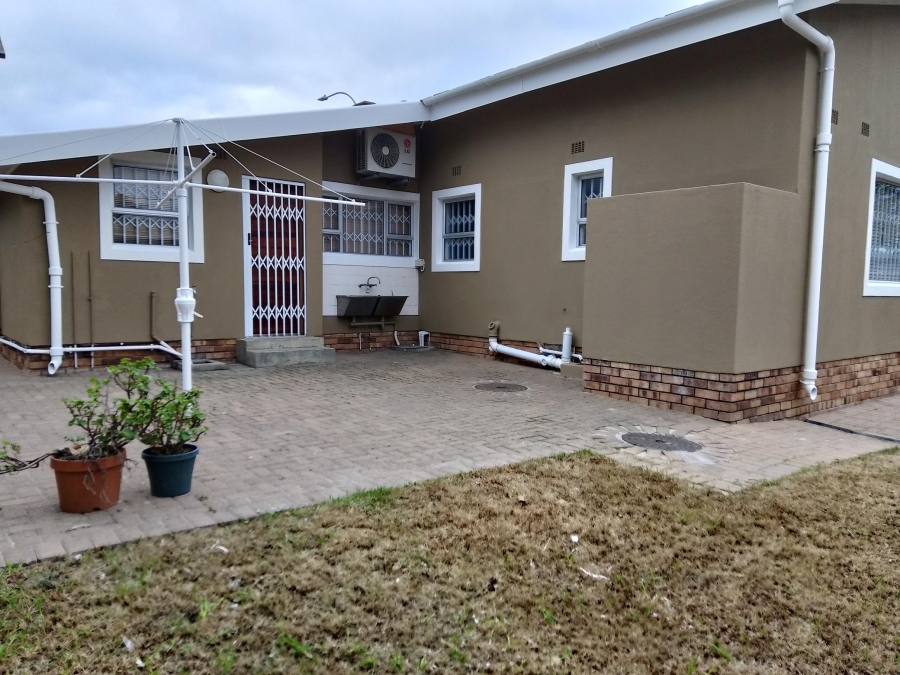 3 Bedroom Property for Sale in Fairfield Estate Western Cape